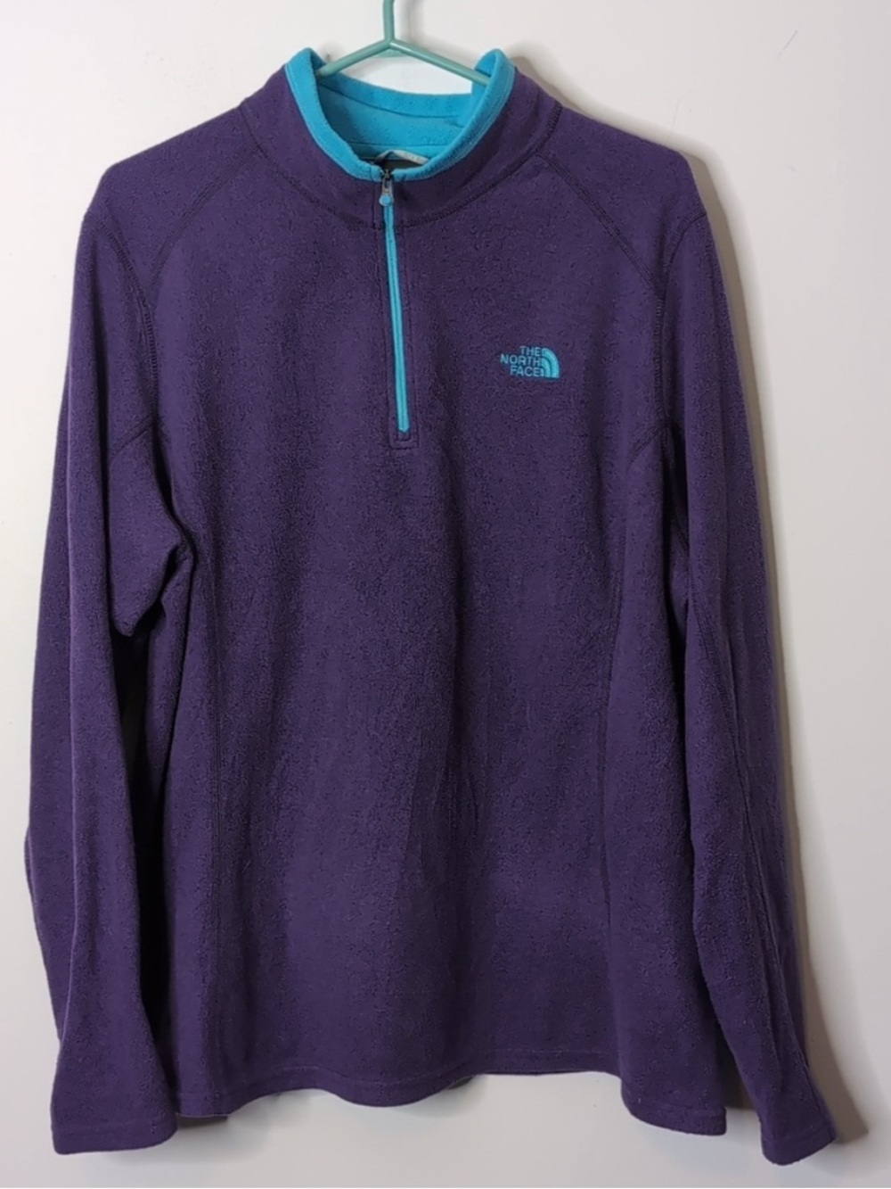 The North Face Womens Purple and Blue Fleece Quarter Zip Pullover. XXL